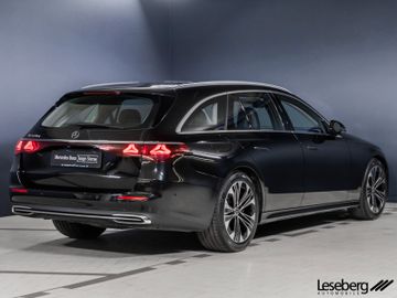 Mercedes E 220 - 2