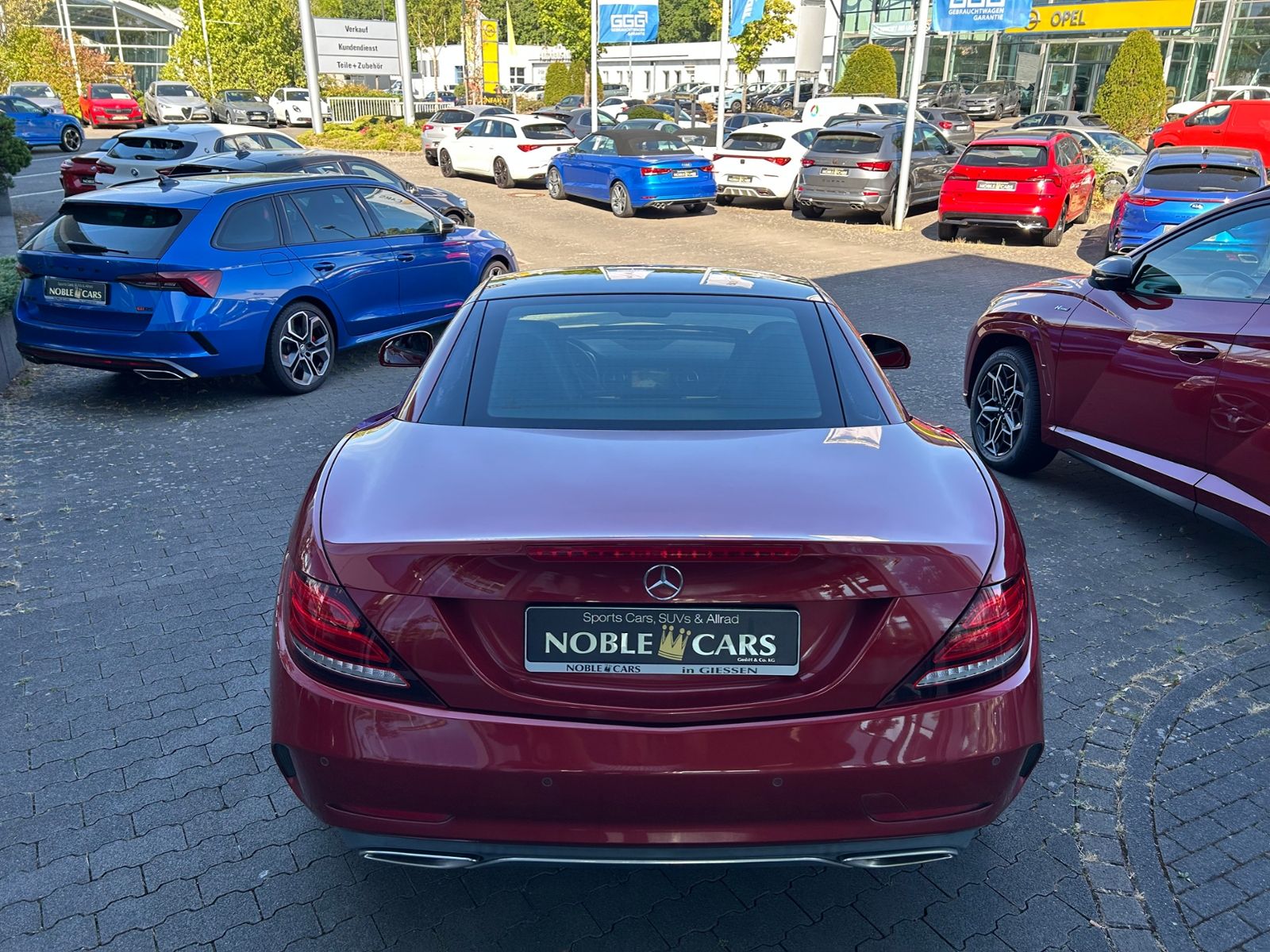 Fahrzeugabbildung Mercedes-Benz SLC 300 Roadster AMG Line KLIMA LED NAVI