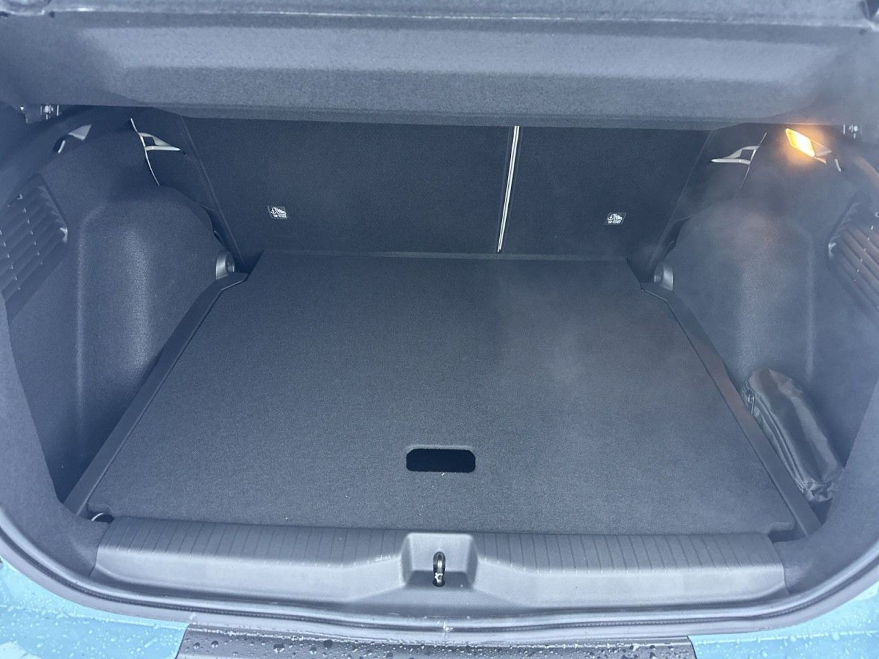 Fahrzeugabbildung Citroën C3 Aircross Hybrid 145 PLUS
