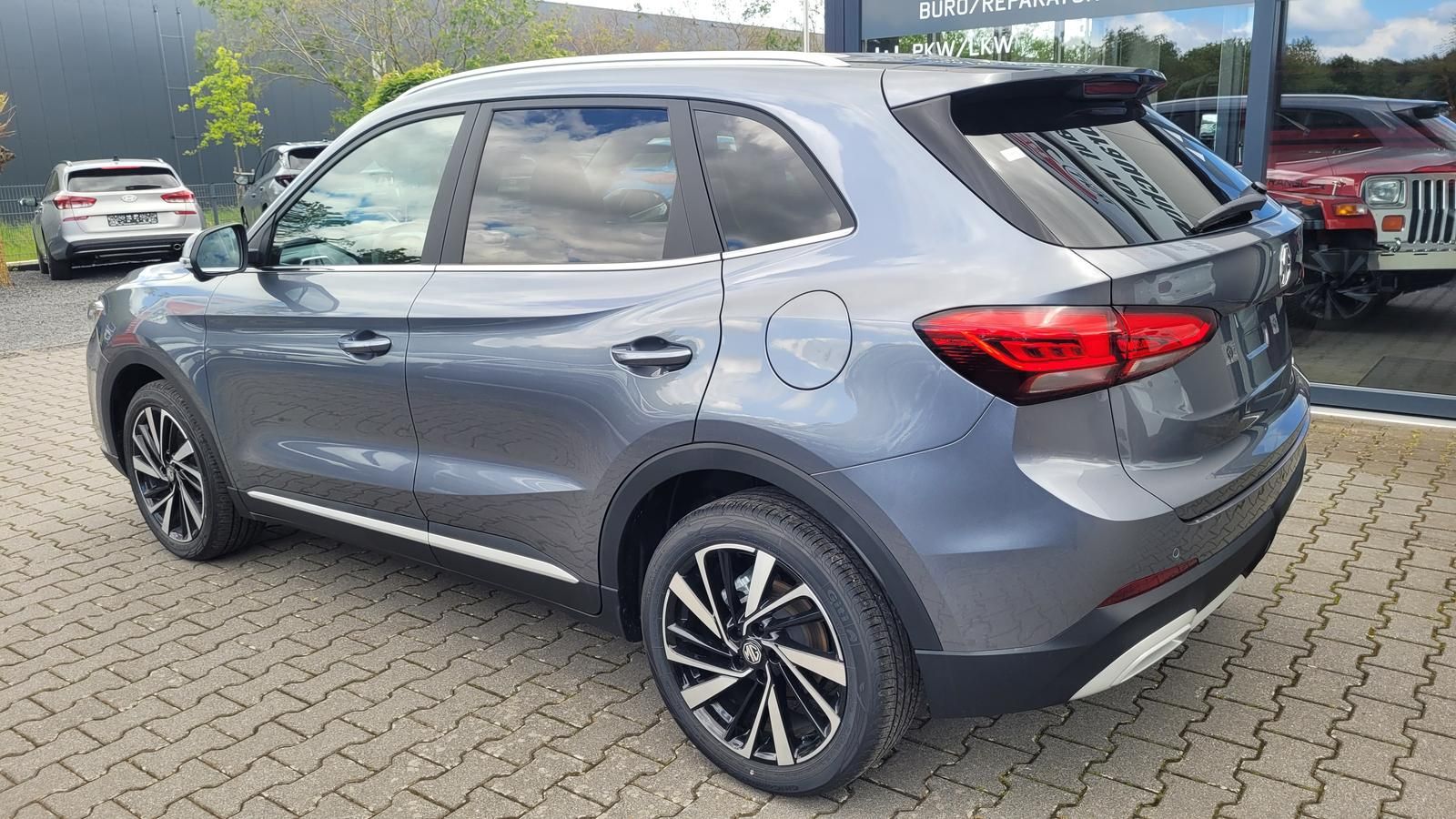 MG ZS