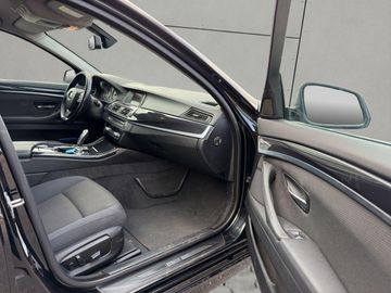 BMW 520 - 12