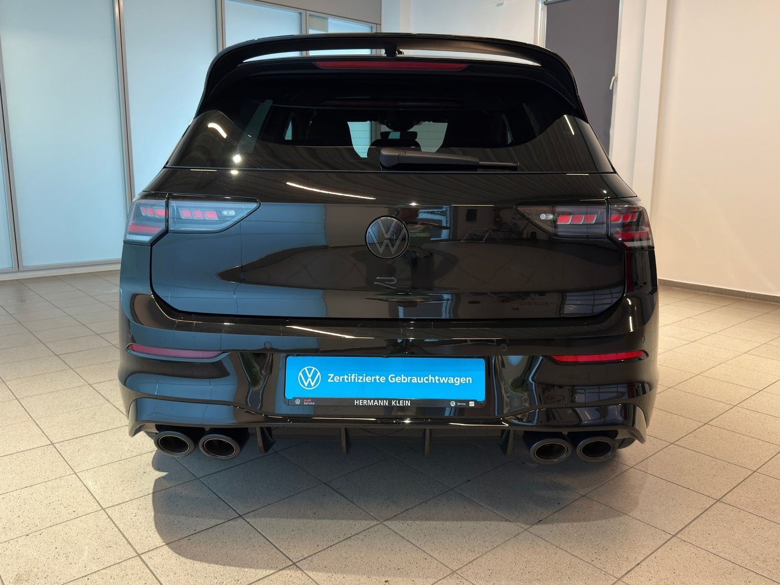 Volkswagen Golf VIII 2.0 TSI R Black Edition 4Motion foto 10