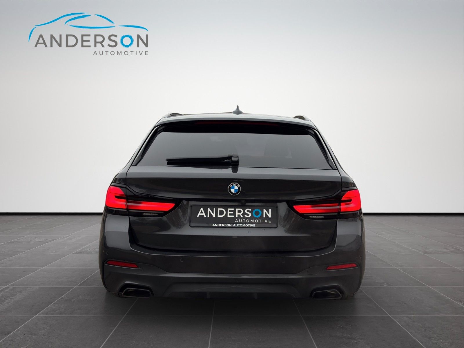 Fahrzeugabbildung BMW 530D TOURING XDRIVE M SPORT HUD H&K PANO LASER