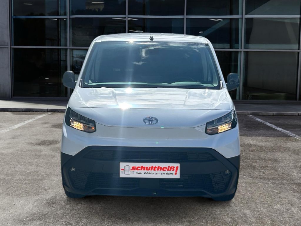 Fahrzeugabbildung Toyota Proace City L1 1,5-l D-4D S&S Meister