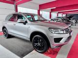 Volkswagen Touareg V6 TDI 4M Leder Navi BiXenon ABT 1Hd - Volkswagen Touareg: TDI