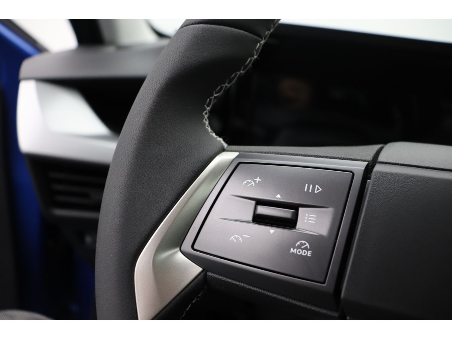Fahrzeugabbildung Opel Frontera Electric GS 83 kW LED /  Allwetter/ Kam