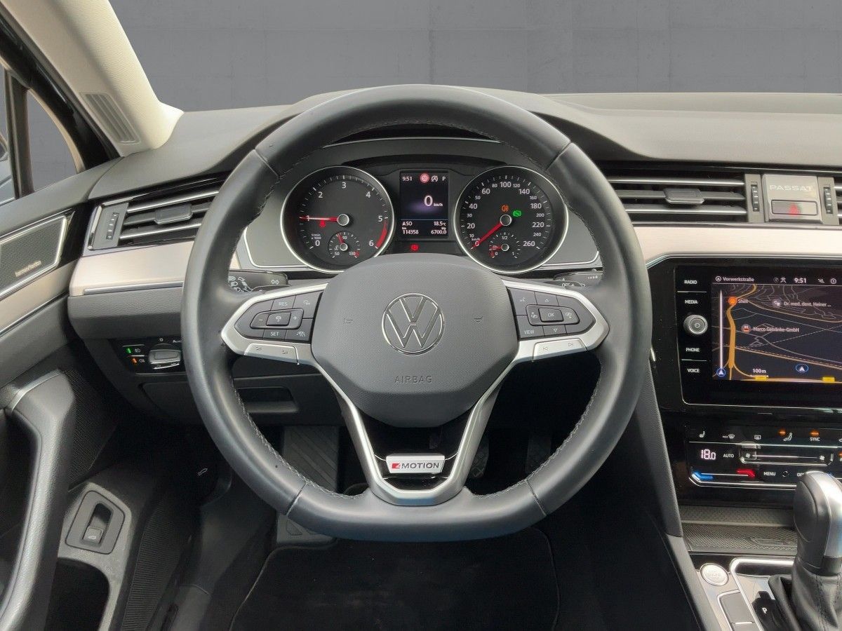 Volkswagen Passat Variant - Bild 10
