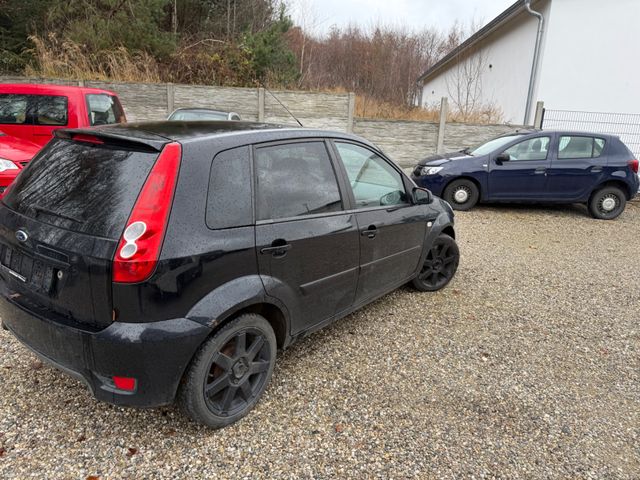 Ford Fiesta Black Magic---TÜV  12-2025