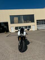Triumph Speed Triple 1200RR GARANTIE BIS 2028 - TRIUMPH SPORTLER