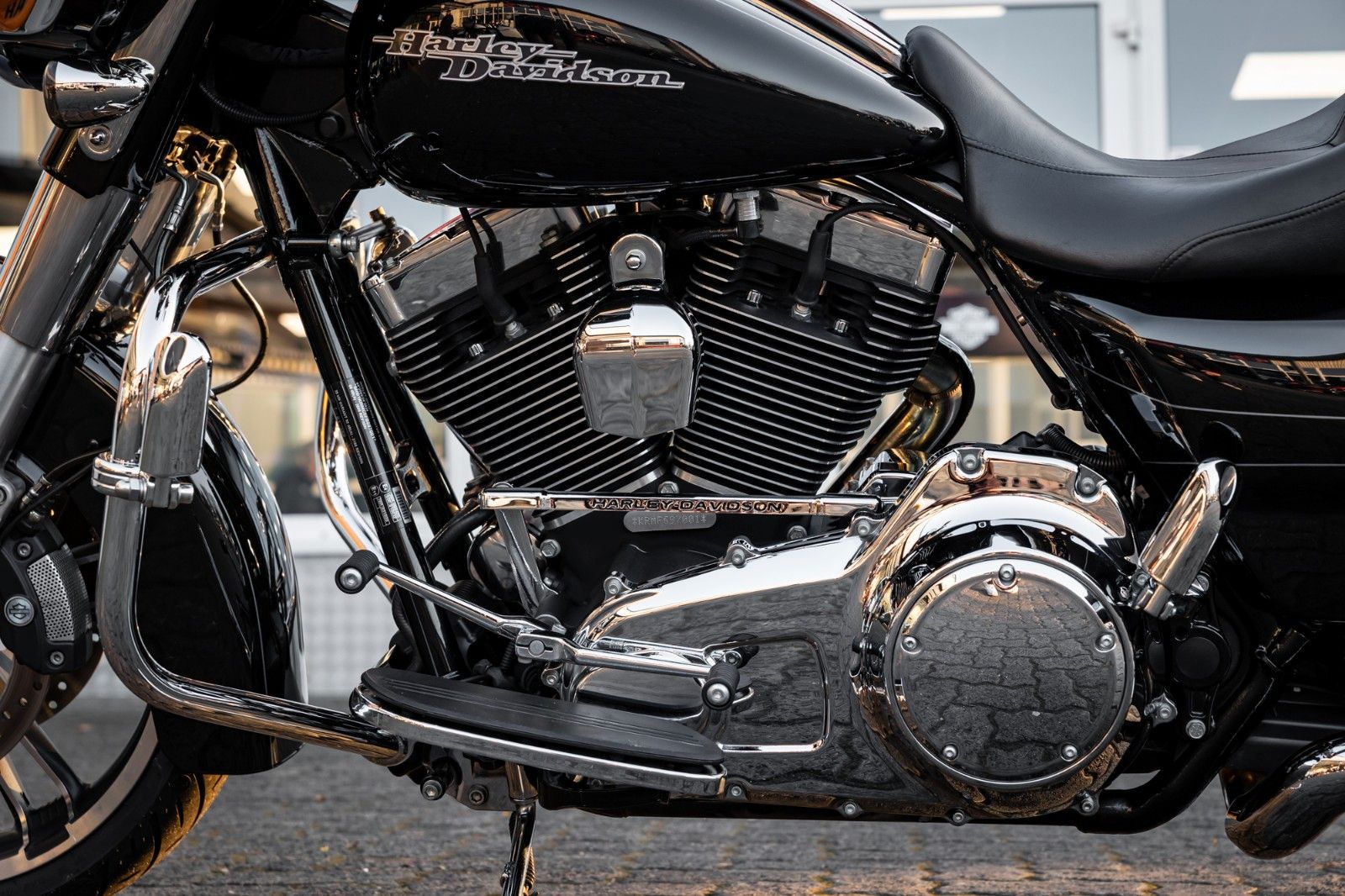 Fahrzeugabbildung Harley-Davidson Harley-Davidson STREET GLIDE SPECIAL FLHXS