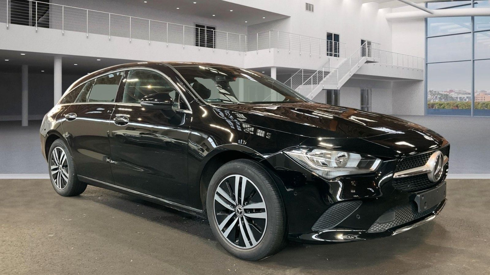 MERCEDES-BENZ CLA 250 Shooting Brake