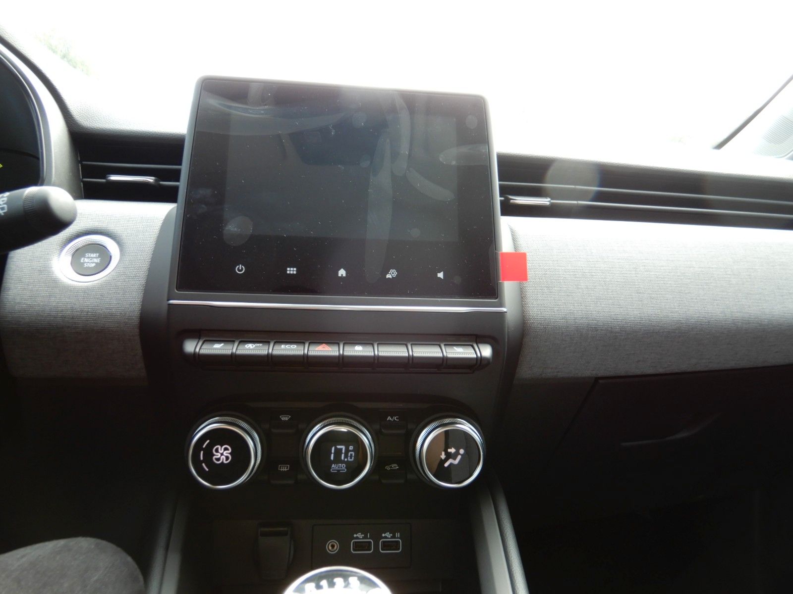Fahrzeugabbildung Mitsubishi Colt MY25 1.0  Turbo Benziner Plus LED Sitzhzg