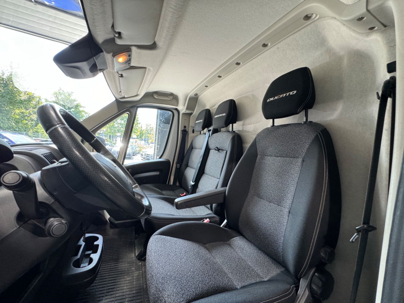 Fahrzeugabbildung Fiat Ducato Hochr.30 140 L2H2/AUTOMATIK/NAVI/KAMERA