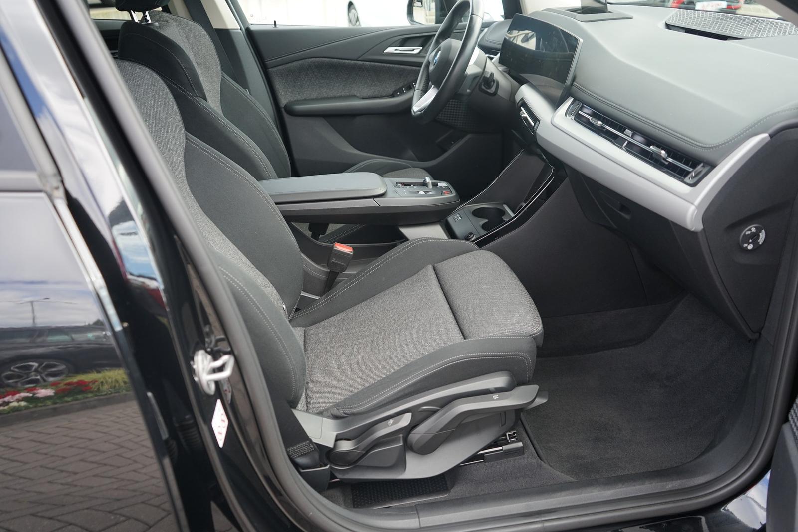 BMW 218 i Active Tourer LED AHK ACC 360° Head-Up Navi, миниатюра 13