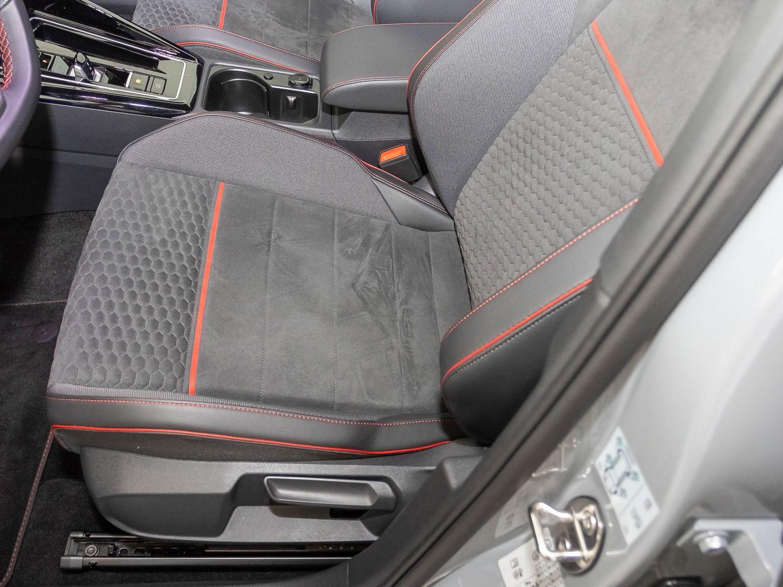 Volkswagen Golf VIII GTI 2.0 TSI DSG Clubsport Navi ACC EPH, миниатюра 9