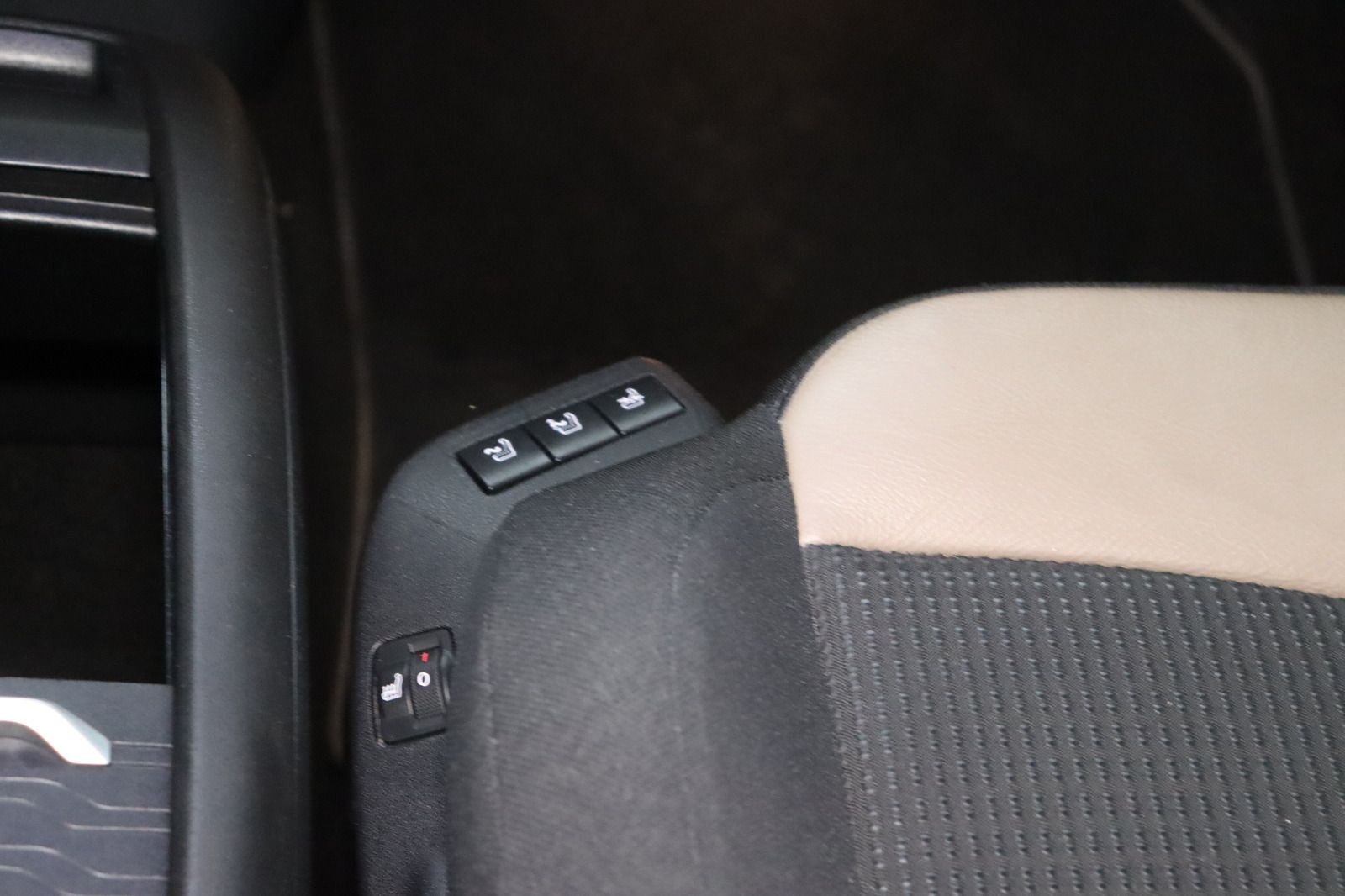 Fahrzeugabbildung Citroën Grand C4 Picasso 1.6 HDi Exclusive