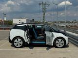 BMW i3 (94 Ah), 125kW mit Range Extender Top Zustand - mit Elektro-Antrieb: Kleinwagen