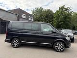 Volkswagen T6 Multivan Highline 7Sitz/ACC/RearTV/SHD/STHZ - Volkswagen T6 Multivan Gebrauchtwagen in Mülheim (Ruhr)