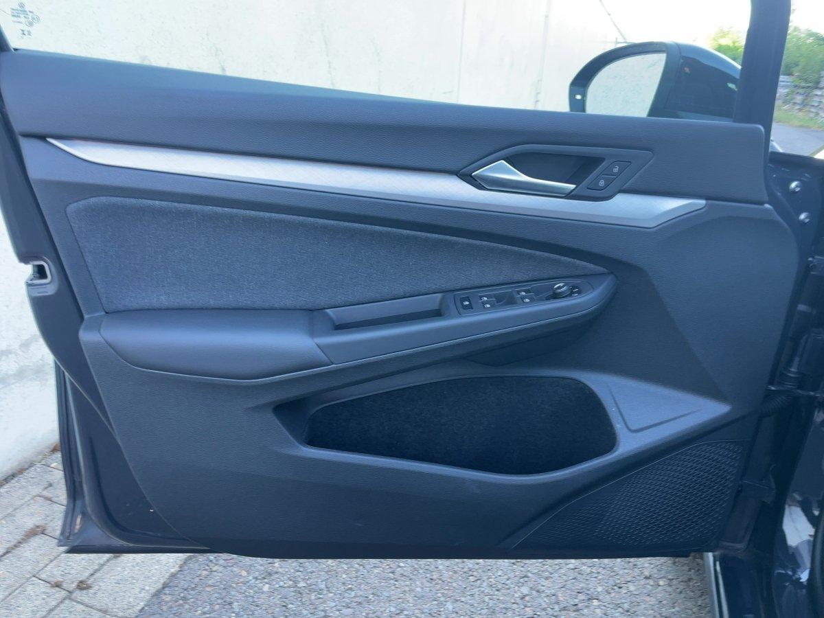 Volkswagen Golf Life 1.0 eTSI LED+PDC+VIRT+SHZ, миниатюра 8