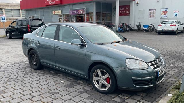 Volkswagen  Angebote  Jetta 1,8  2008