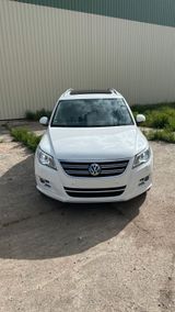Volkswagen Tiguan 2.0 TDI 4Motion DSG R Line - Volkswagen Tiguan aus 2011: R Line