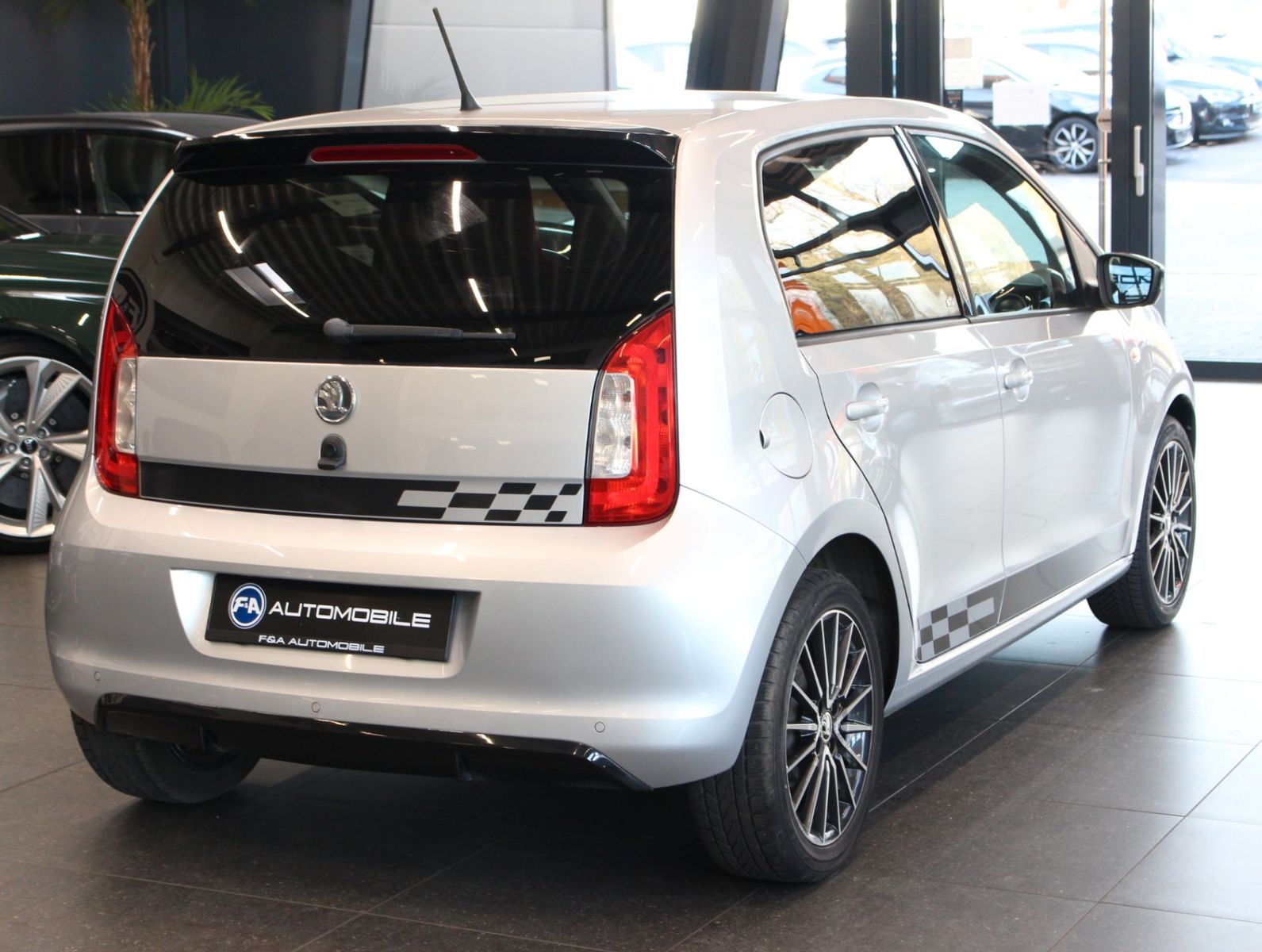 Fahrzeugabbildung SKODA Citigo Monte Carlo 2. Hand*Klima*PDC*Tempomat