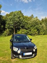 Skoda Yeti 2.0 TDI 81kW 4x4 Allrad mit AHK  - Skoda Yeti in Bielefeld