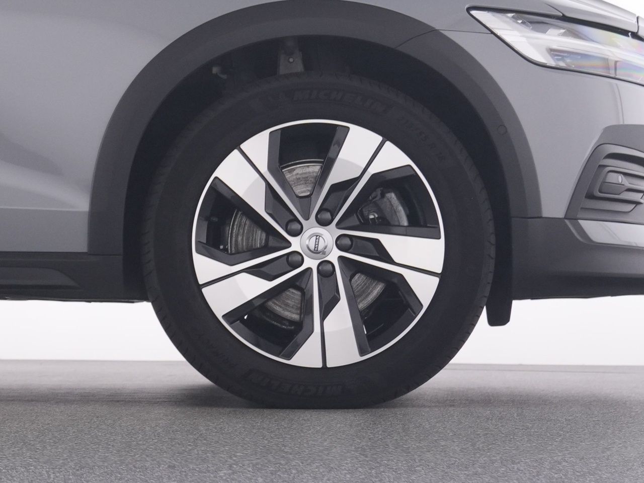 Volvo V60 Cross Country B4 AWD Plus+WINTERPAK+RFK+ foto 22