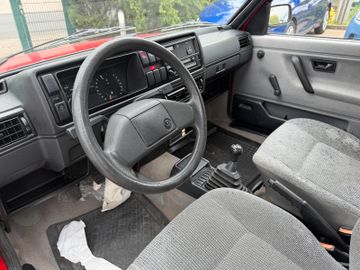 Volkswagen Golf - 8