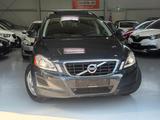 Volvo XC 60 Momentum Xenon Panorama-Dach - Volvo aus 2010: Geländewagen