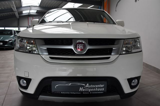 Fiat Freemont AWD Alpine Leder Kamera 7-Sitzer SHZ