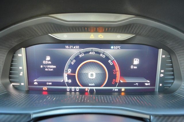 Fahrzeugabbildung SKODA Kamiq TSI Monte Carlo LED AHK Navi AID Pano ACC