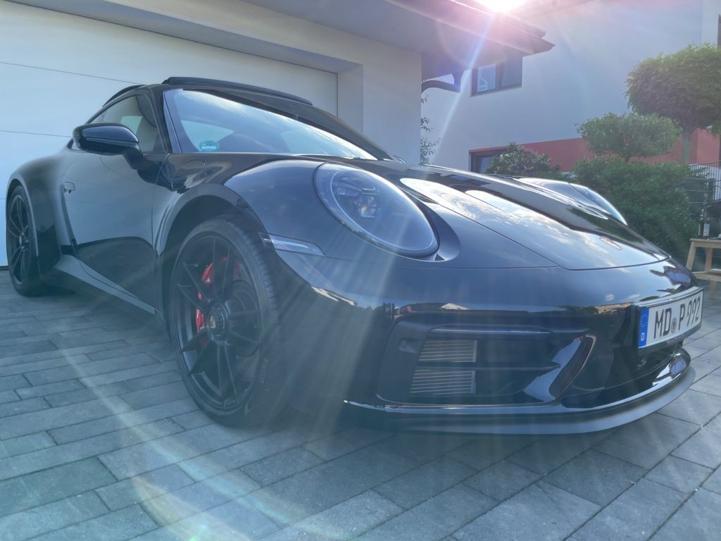 Porsche 992
