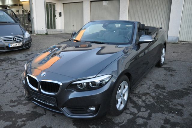 BMW 218d Cabrio Advantage Steptronic*Leder-Navi-Xeno