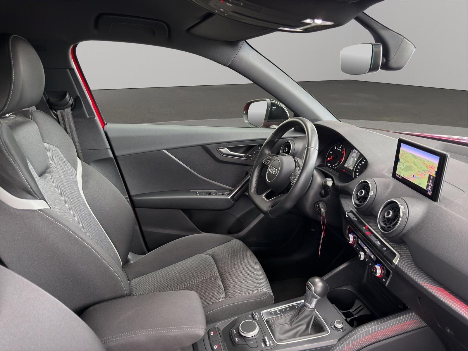 Audi Q2 30 TDI sport LED AHK Shz