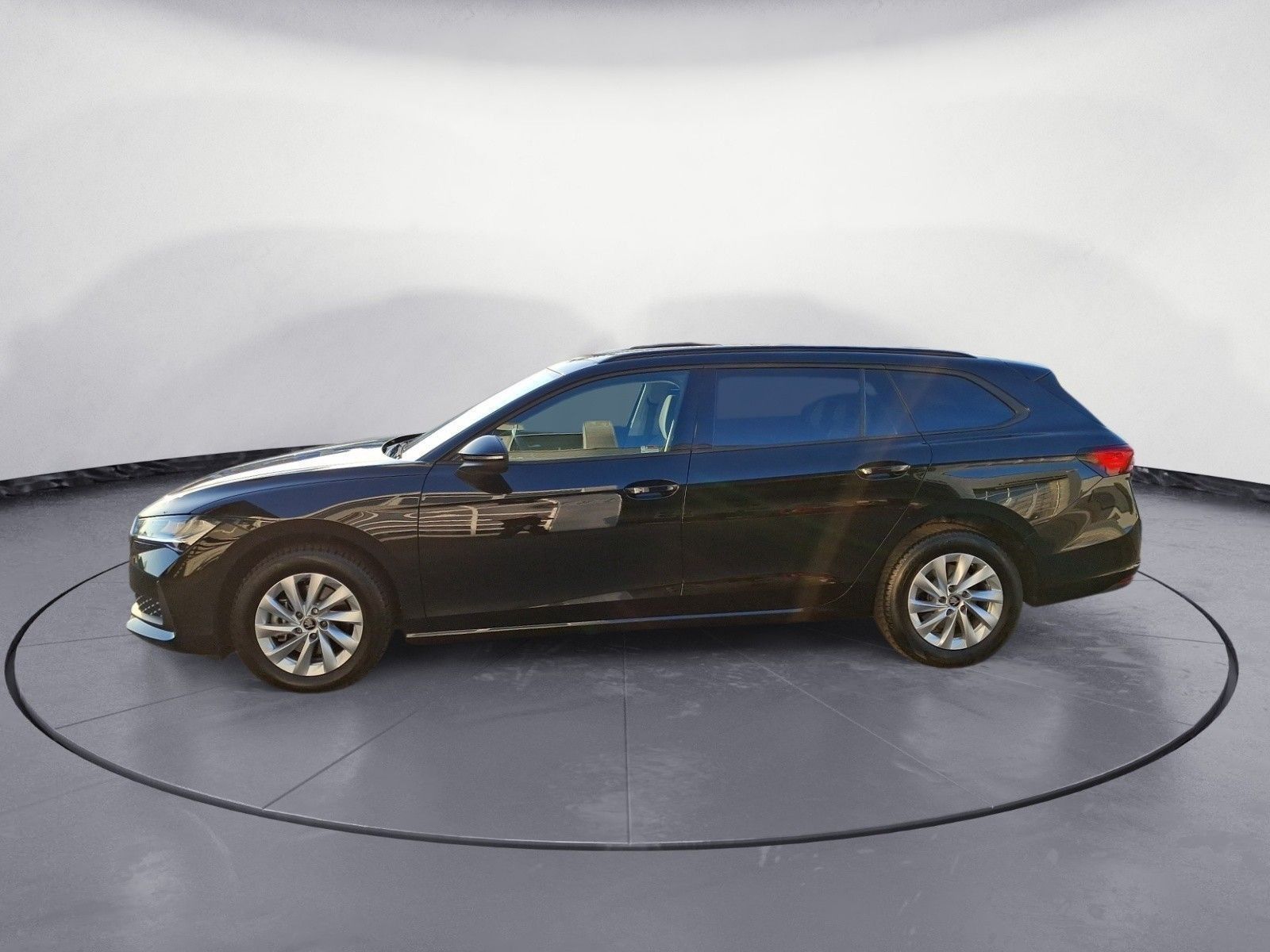 Skoda Superb - Bild 3