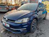 Volkswagen Golf VII 1.6 TDI DSG IQ.DRIVE Navi ACC SHZ Klima - scheckheftgepflegte VW Golf