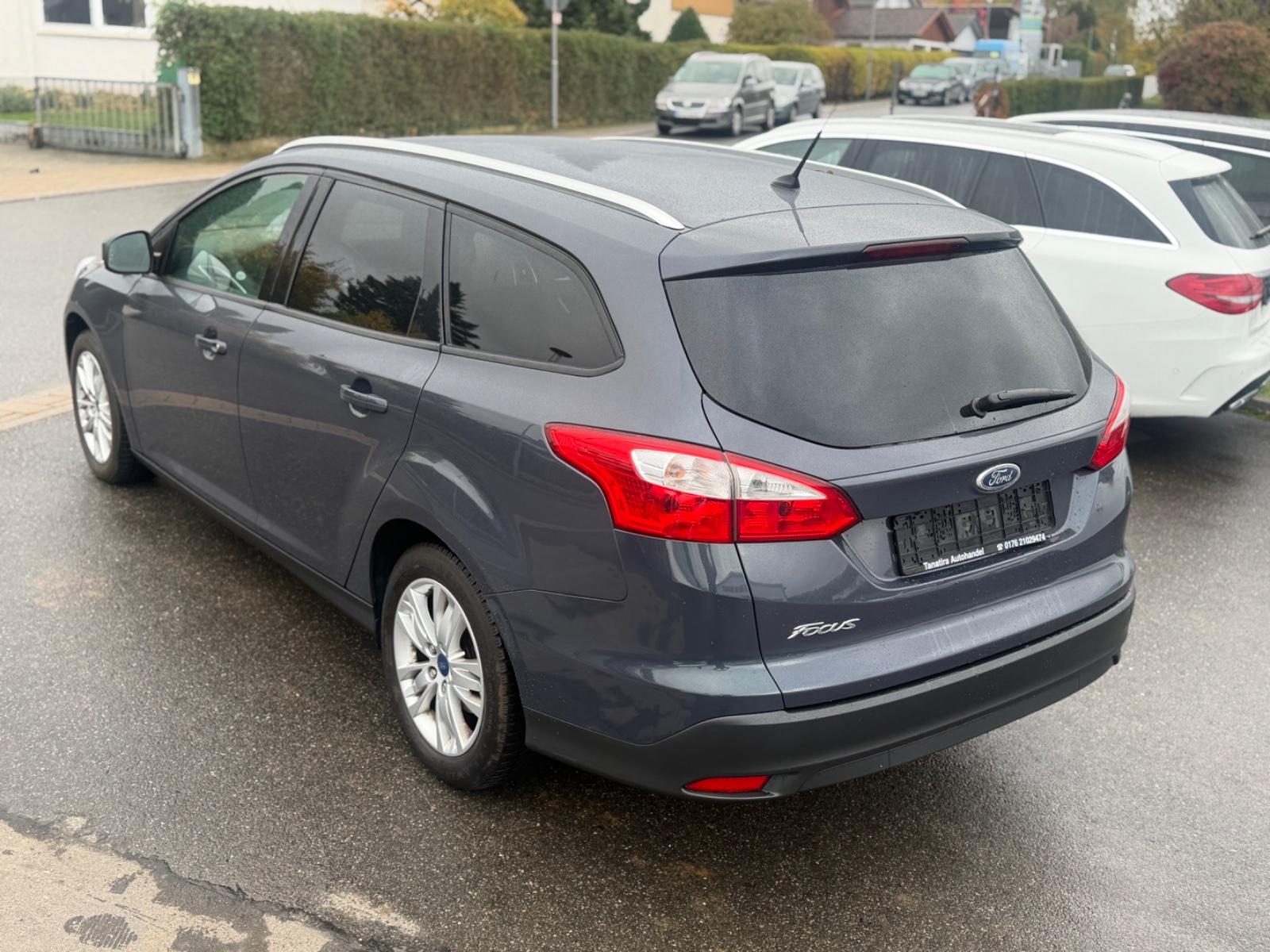 Ford Focus 2012 — photo 6