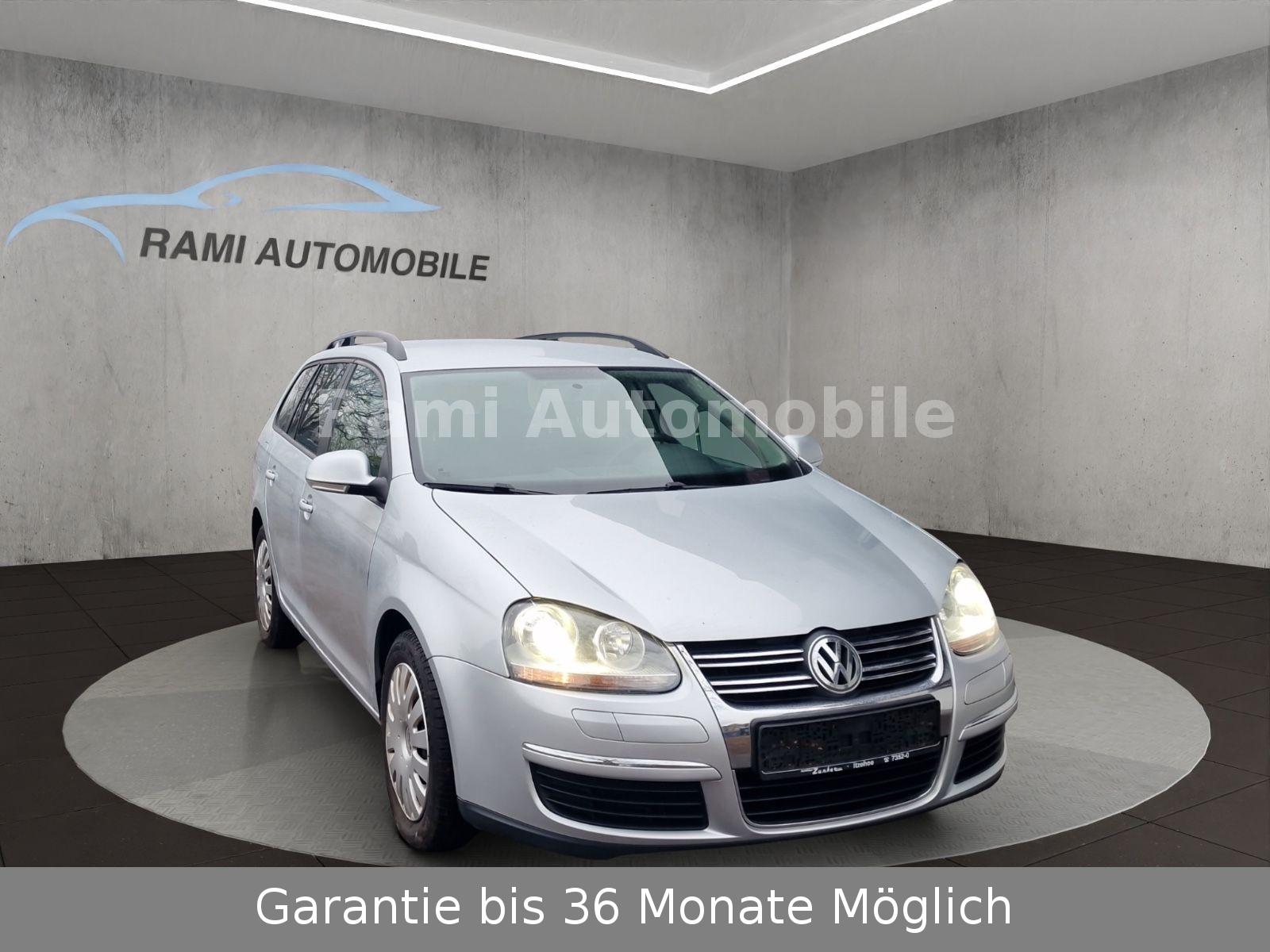 Volkswagen Golf 2009 — interior