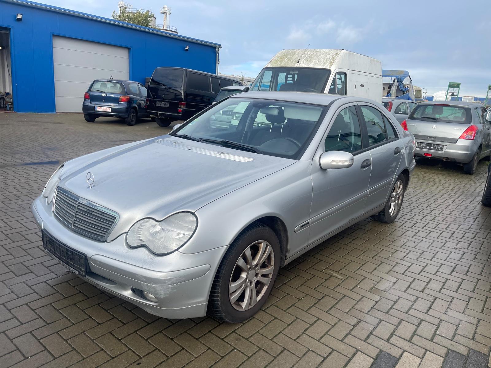 Mercedes-Benz C 180 C -Klasse Lim. C 180 Kompressor