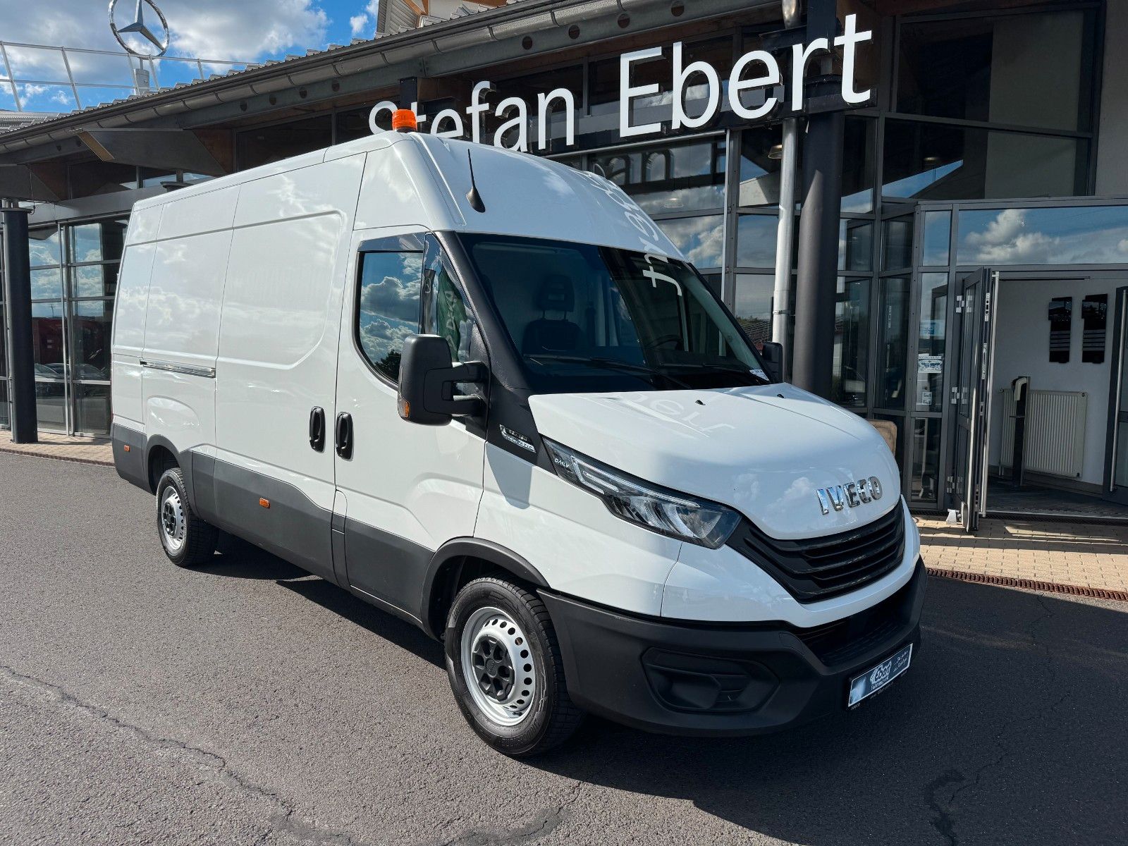 Fahrzeugabbildung Iveco Daily 35S16 *R3.520mm*Automatik*AHK*LED*