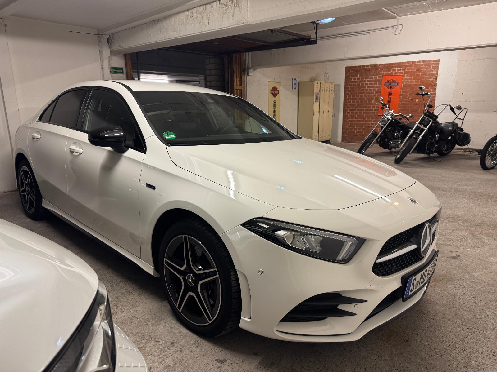 Mercedes-Benz A 250 e LIMOUSINE|EDITION 2020|(218 PS) AMG LINE
