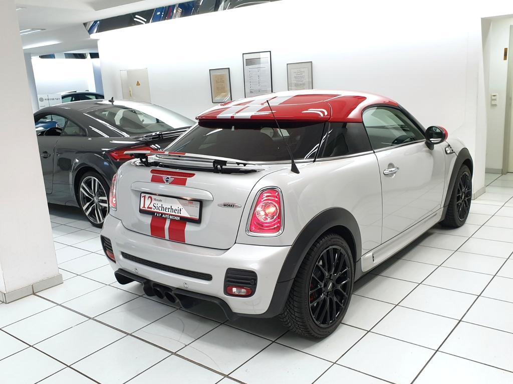 MINI John Cooper Works Coupé