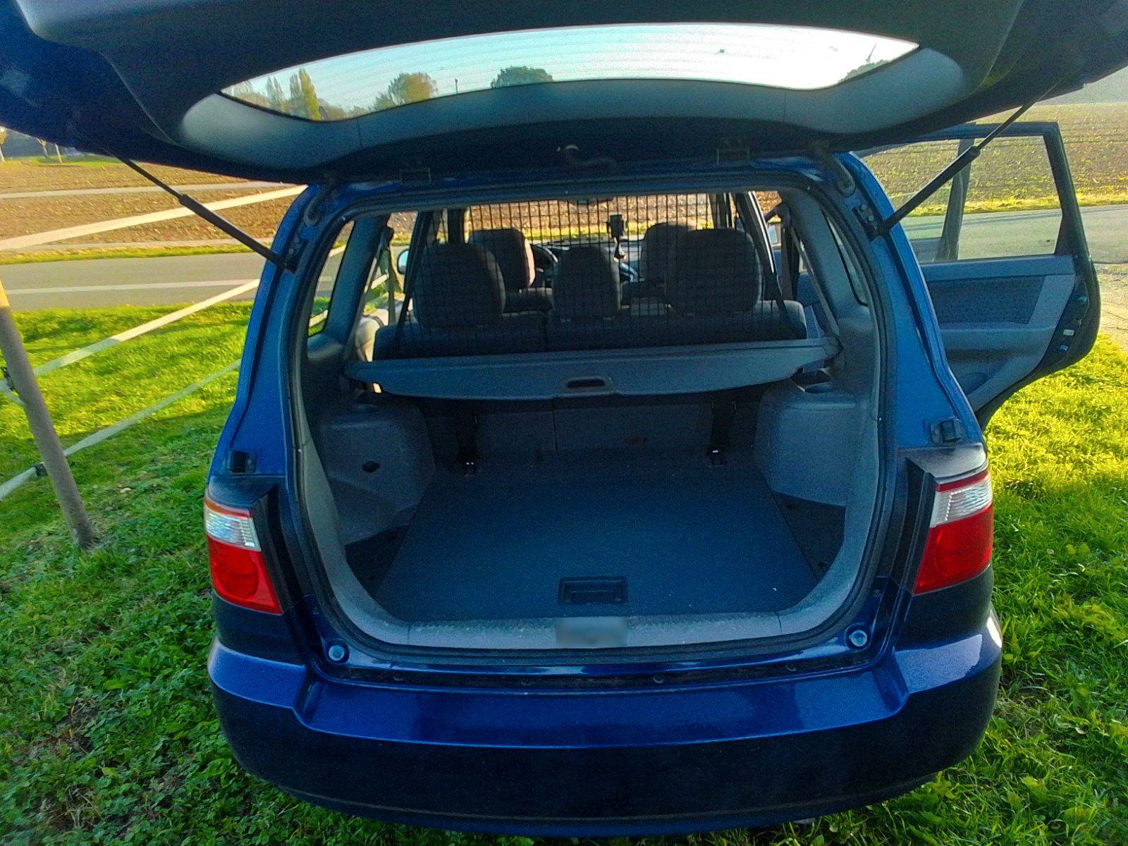 Kia Carens 2006 — photo 5