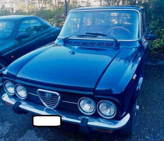 Alfa Romeo Giulia 1300 nuova super