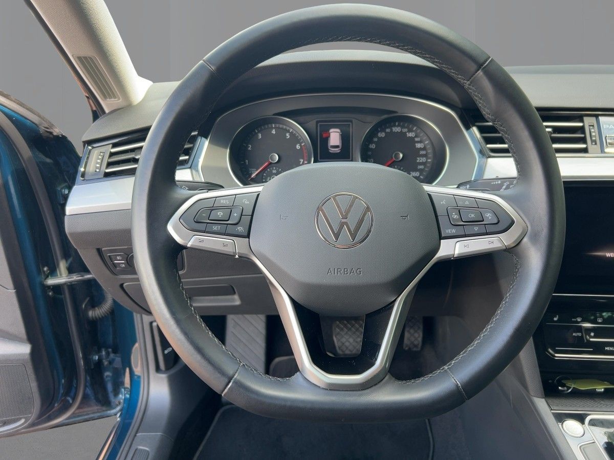 Volkswagen Passat Variant - Bild 13