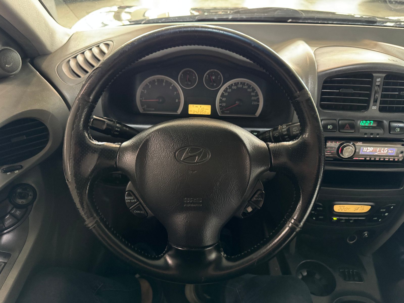 Vehicle image Hyundai SANTA FE 2.4 GLS 2WD LPG GAS ANLAGE LEDER KLIMA