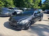 Mercedes-Benz E 350 E -Klasse Cabrio E 350 CDI BlueEfficiency - Mercedes-Benz E 350: Cdi Blueefficiency
