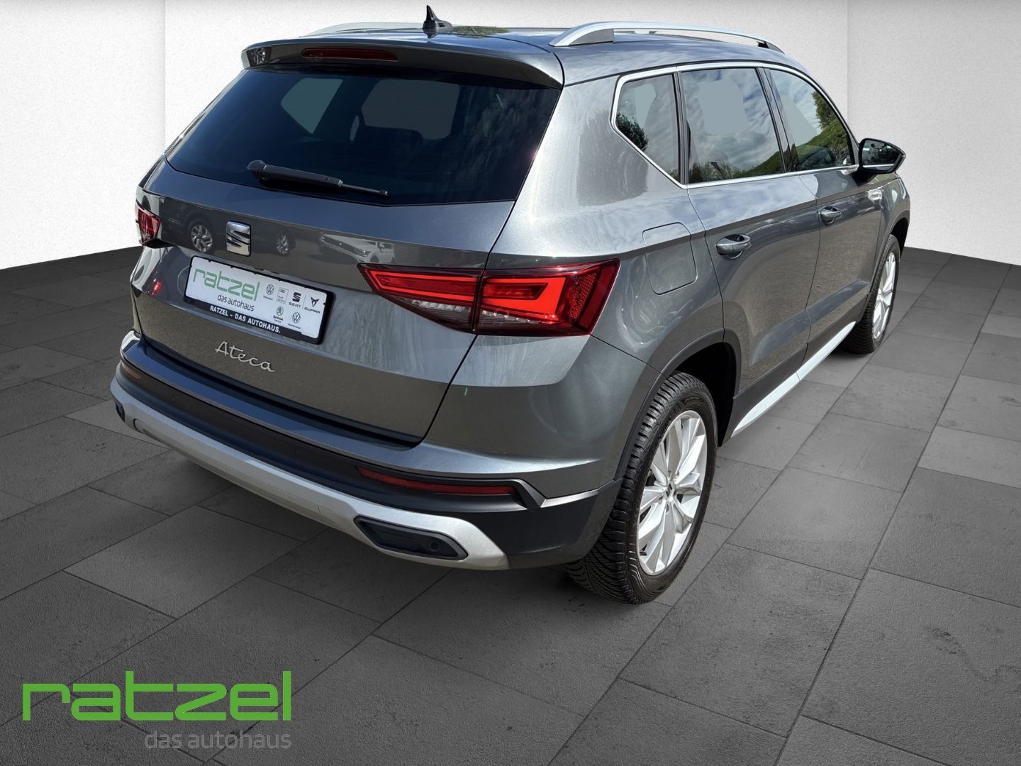 Fahrzeugabbildung SEAT Ateca Xperience 1.5 TSI Navi Kamera LED Full Lin