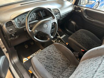 Opel Zafira 1.8 16V Comfort *TÜV NEU*7 Sitzer*